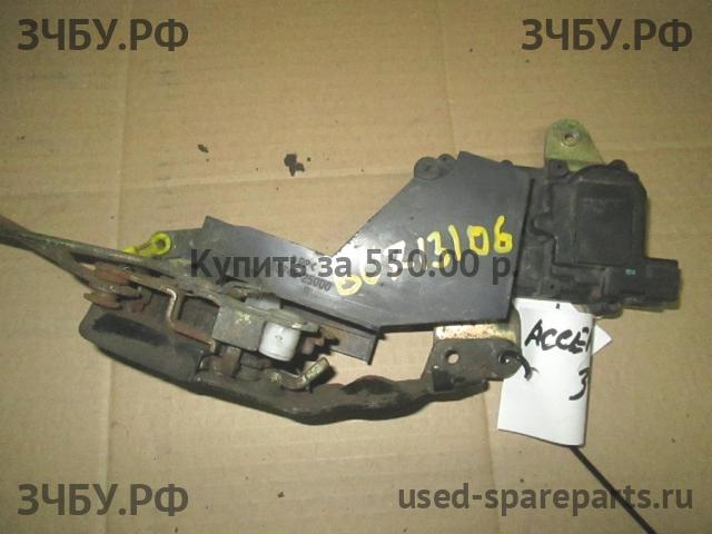 Hyundai Accent 2 Замок двери передней правой