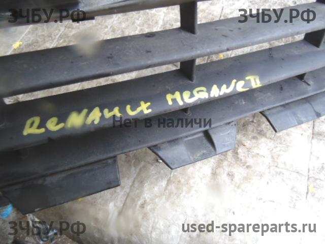Renault Megane 2 Решетка в бампер