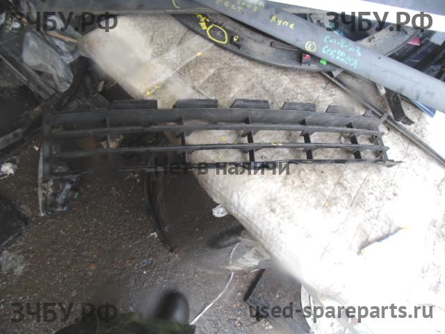 Renault Megane 2 Решетка в бампер