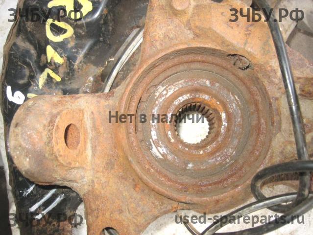 Toyota Corolla (E12) Кулак поворотный передний левый (со ступицей)