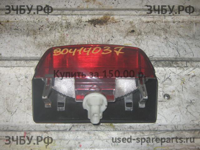 Nissan Micra K12 Фонарь задний (стоп сигнал)