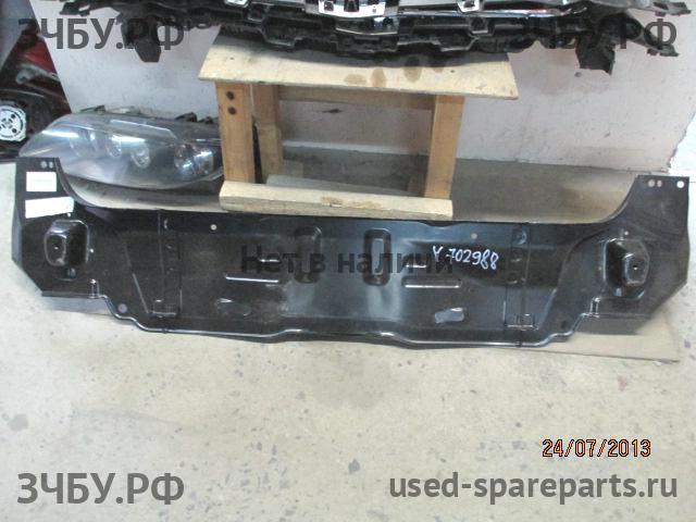 Toyota RAV 4 (3) Панель задняя