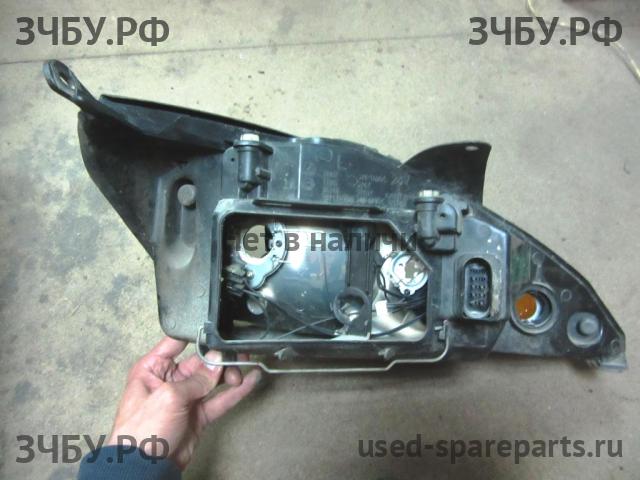 Ford Focus 1 Фара левая