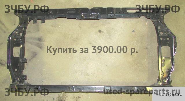 Hyundai Solaris 1 Панель передняя (телевизор)