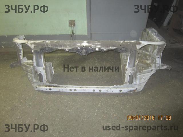 Toyota Tundra Панель передняя (телевизор)