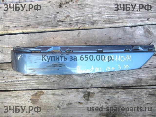 Peugeot 807 Накладка заднего бампера правая
