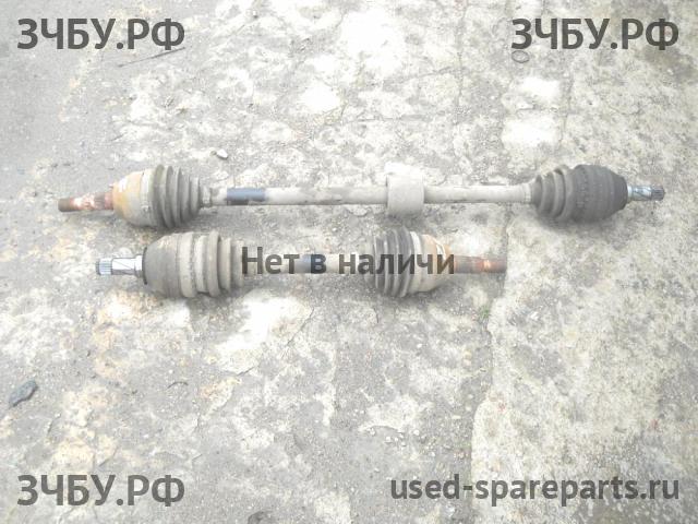 Opel Zafira B Полуось передняя правая