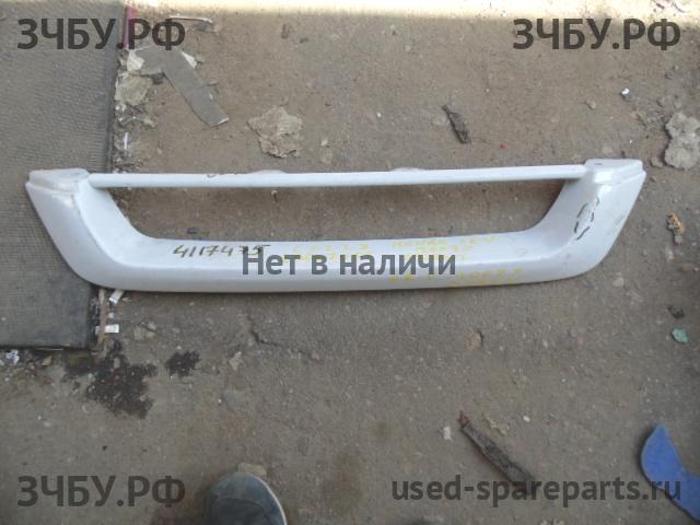 Honda CR-V 3 Решетка радиатора