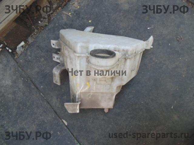 Toyota Land Cruiser 120 (PRADO) Бачок омывателя лобового стекла