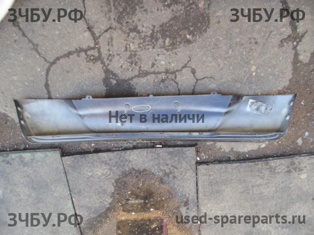 Ford Mondeo 4 Накладка крышки багажника