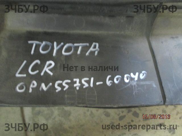Toyota Land Cruiser 200 Решетка стеклоочистителя (Дефлектор водостока)