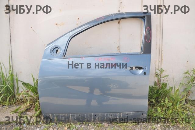 Renault Sandero 1 Дверь передняя левая