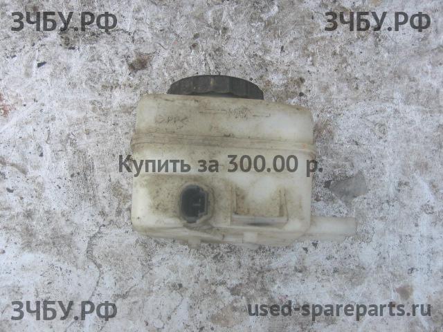 Lexus RX (1) 300 Бачок главного тормозного цилиндра