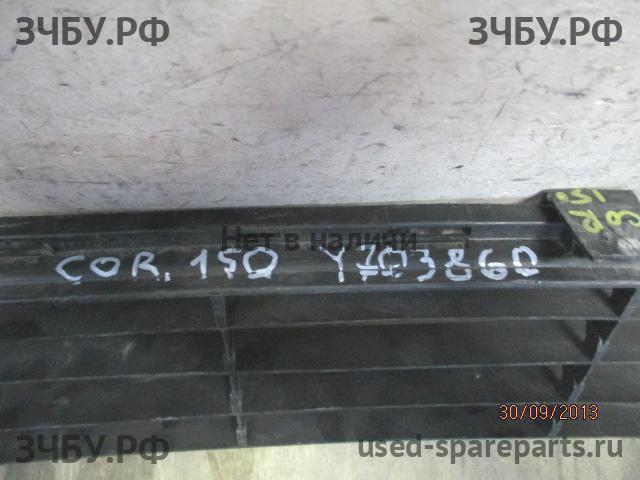 Toyota Corolla (E14 - E15) Решетка в бампер