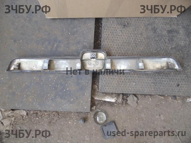 Honda CR-V 3 Накладка на дверь багажника