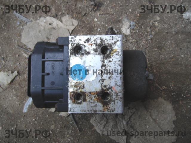 Subaru Forester 1 (S10) Блок ABS (насос)