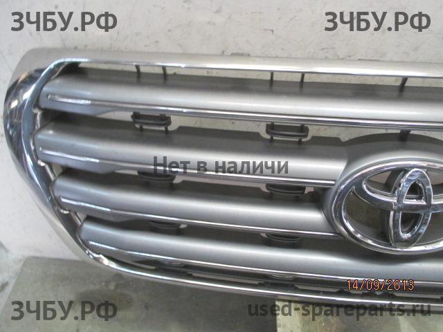 Toyota Land Cruiser 200 Решетка радиатора