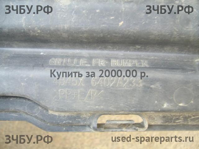 Mitsubishi Outlander 3 Решетка в бампер