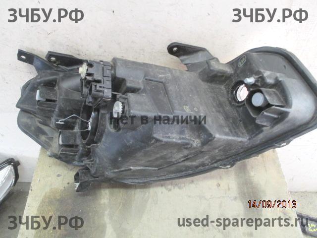 Suzuki SX4 (1) Фара левая