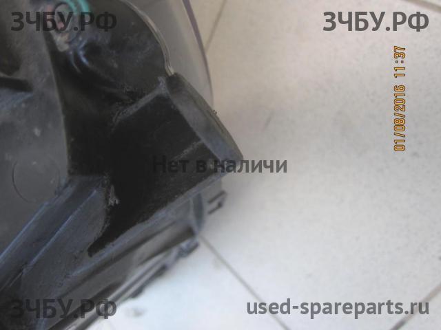 KIA Rio 3 Фара правая