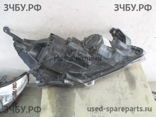 Opel Astra J Фара левая