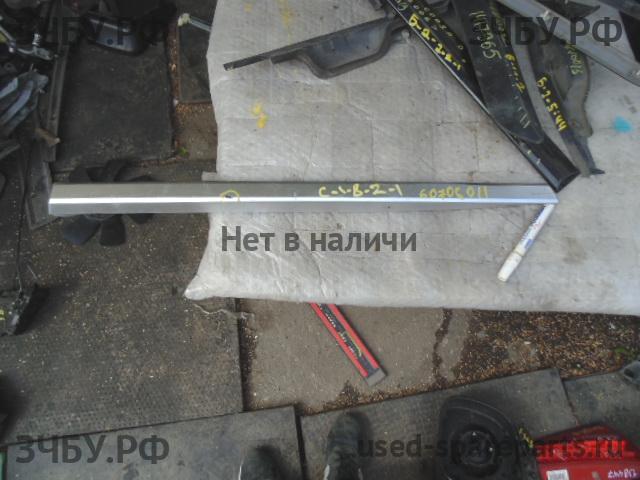 Land Rover Range Rover 4 Молдинг двери