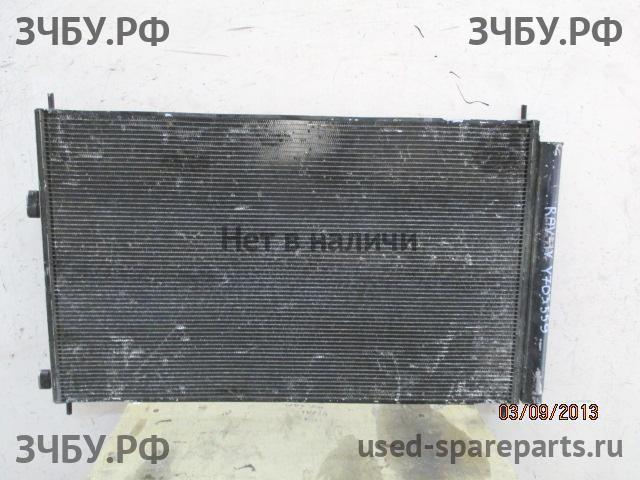 Toyota RAV 4 (3) Радиатор кондиционера