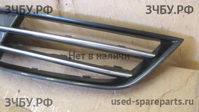 Audi A8 (3) [D4,4H] Решетка в бампер