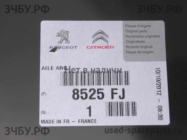 Citroen C4 Picasso (1) Крыло заднее левое