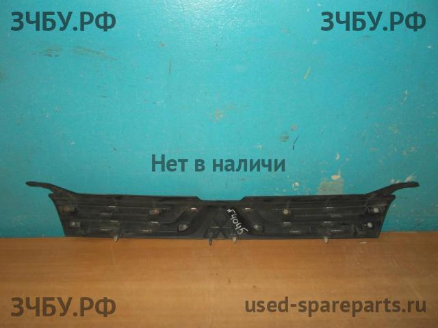 Mitsubishi Outlander 3 Решетка радиатора