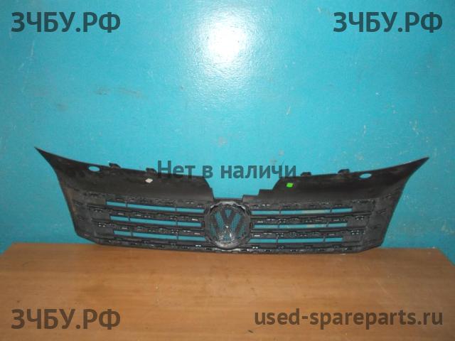 Volkswagen Passat B7 Решетка радиатора