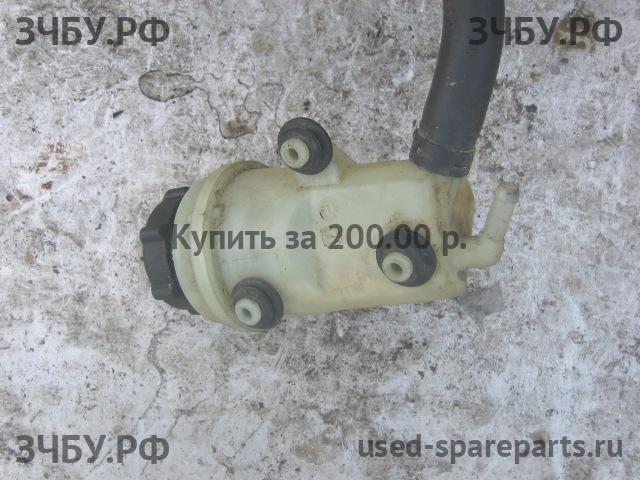 Ford Focus 1 Бачок гидроусилителя
