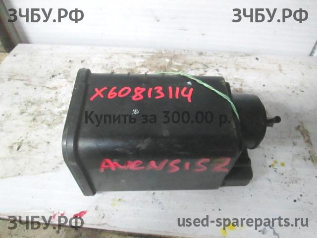 Toyota Avensis 2 Абсорбер (фильтр угольный)