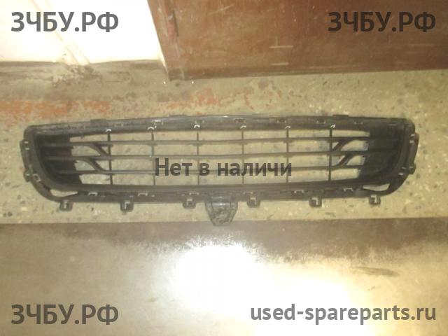 Citroen C4 (2) Решетка в бампер