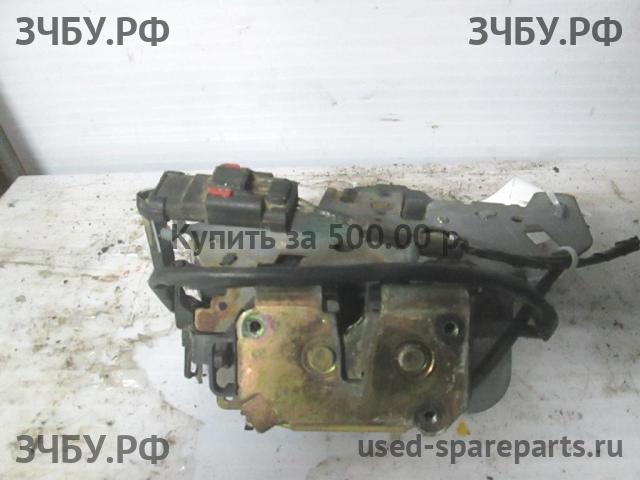 Chrysler Voyager/Caravan 3 Замок двери задней правой