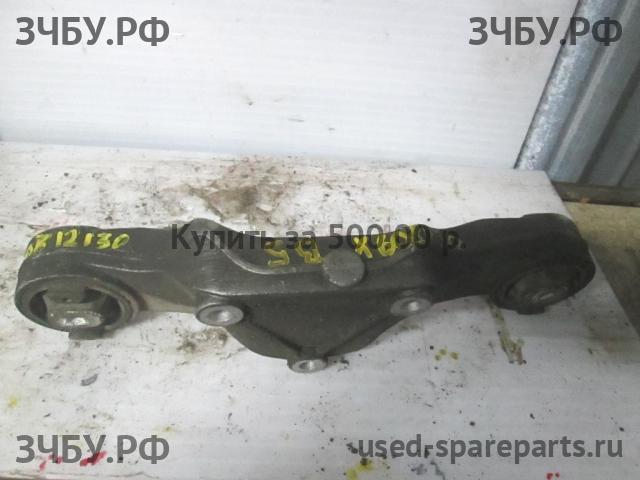 Volkswagen Passat B5 Опора редуктора