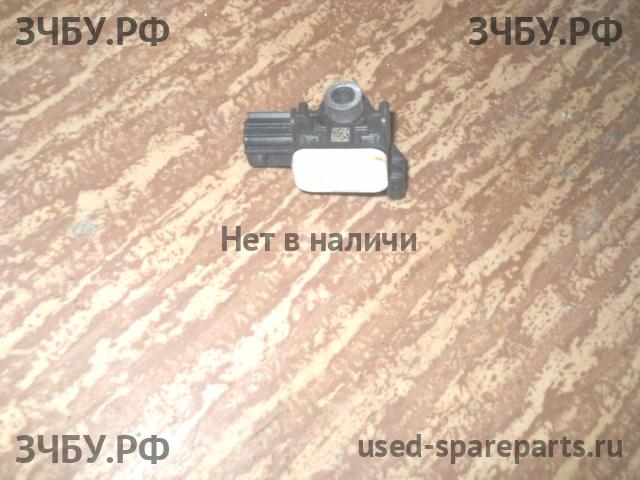 Mitsubishi ASX Датчик удара AIR BAG (SRS)