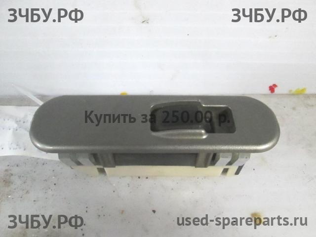 Mitsubishi L200 (3)[K6;K7] Кнопка стеклоподъемника задняя правая