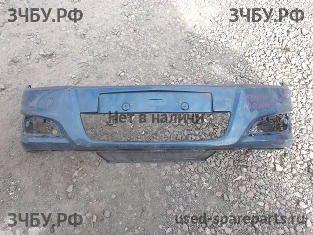 Opel Astra H Бампер передний