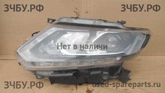 Nissan X-Trail 3 (T32) Фара левая