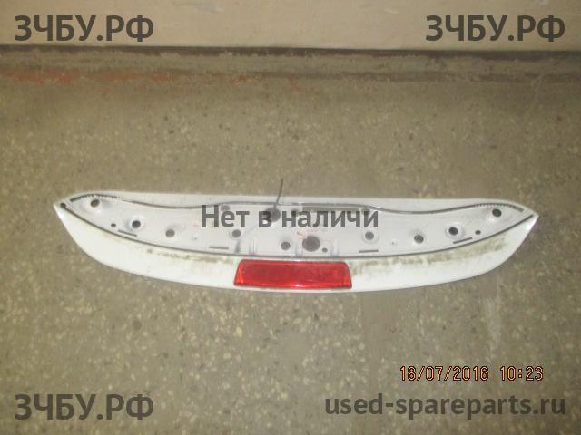 KIA Ceed 2 Спойлер крышки багажника