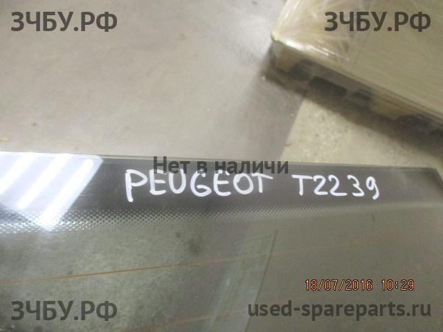 Peugeot 307 Стекло заднее
