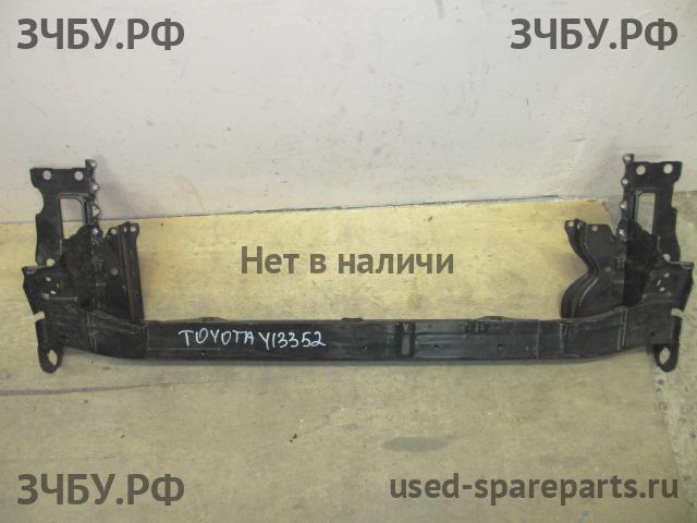 Toyota Corolla Verso 2 Панель передняя (телевизор)