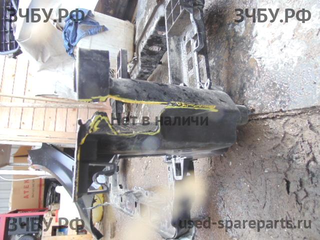 Hyundai Santa Fe 3 Панель передняя (телевизор)