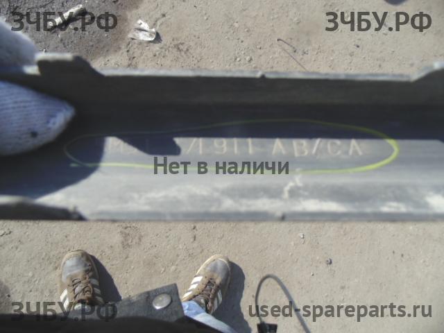 Ford Focus 2 Накладка заднего бампера