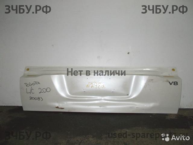 Toyota Land Cruiser 200 Дверь багажника нижняя (откидной борт)