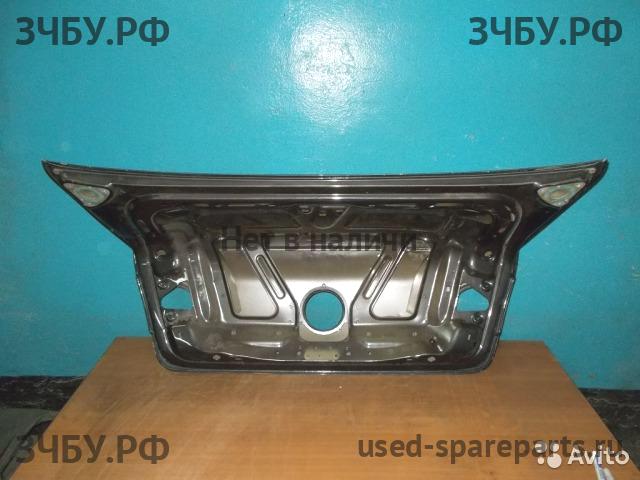 Volkswagen Passat B6 Крышка багажника