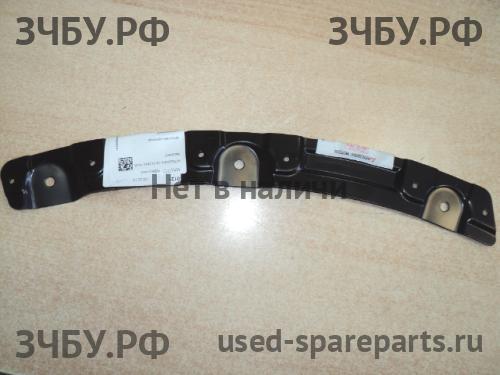 Mitsubishi Pajero/Montero 4 Кронштейн бампера передний