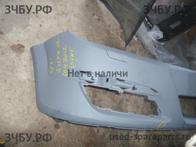 Opel Astra H Бампер передний