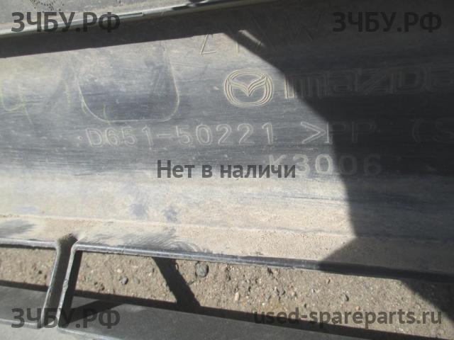 Mazda 2 [DE] Бампер задний